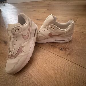 Nike Cream and Pink Athletic Shoes